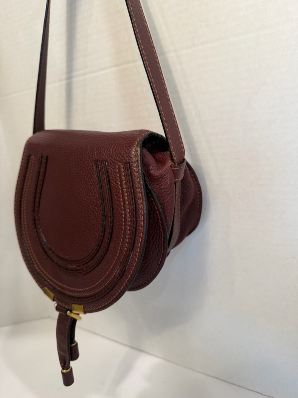 CHLOE Grained Calfskin Small Marcie Saddle Bag Dimness burgundy - Picture 3 of 10